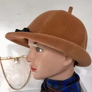 1960s Pristine Vintage Fur Hat with Leather Bow by Emme Made in Italy Emme New York | Accessories | 96s Pristine Vintage Fur Hat  main image 3